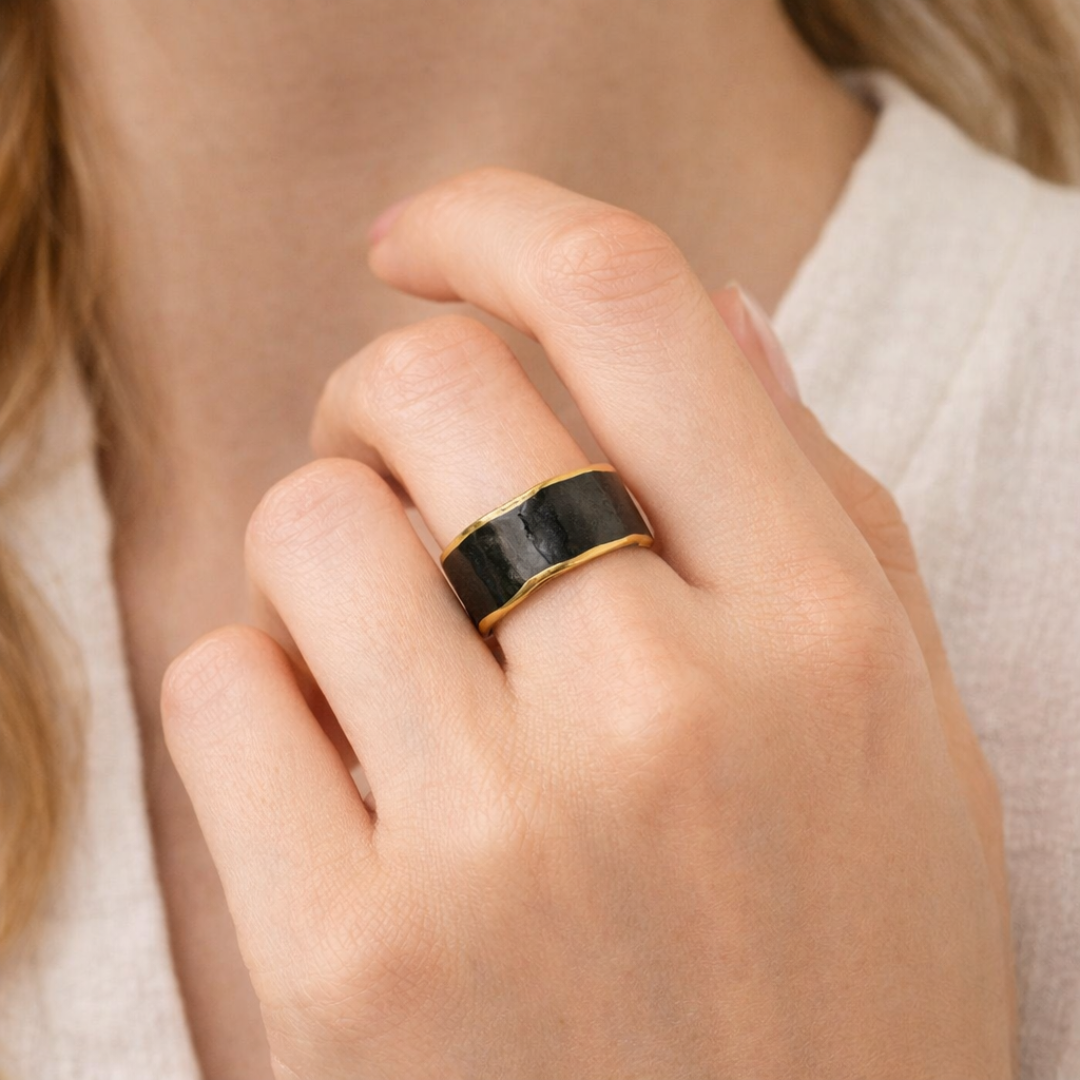 Anillo Black Enamel