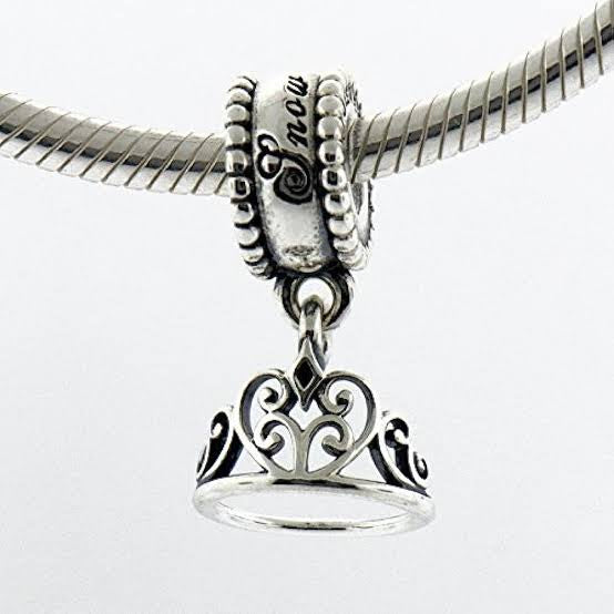 Charm Corona Blanca Nieves