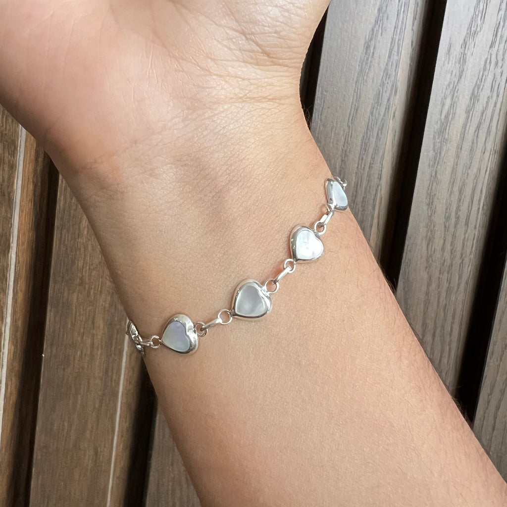 Pulsera Corazones de Concha Natural