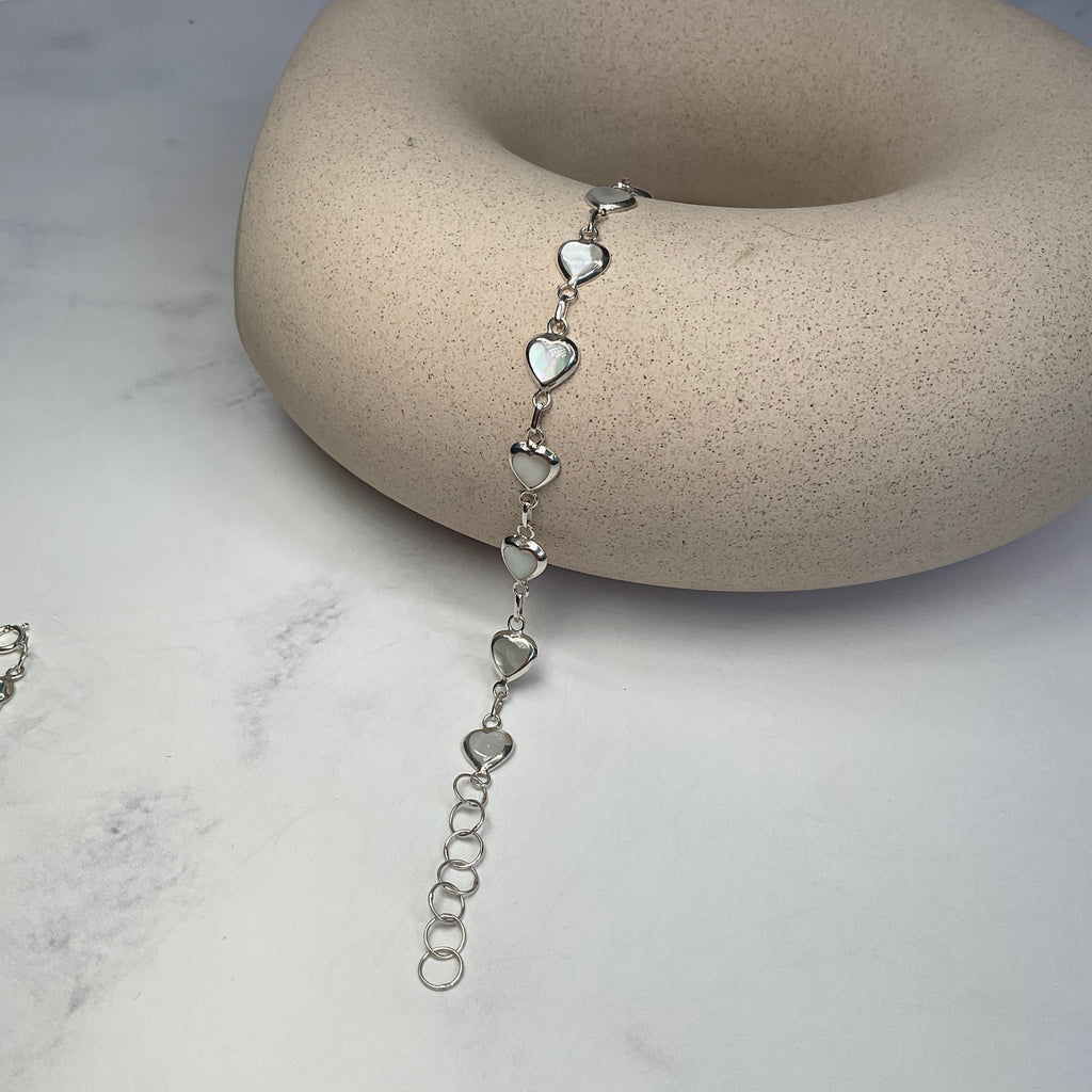 Pulsera Corazones de Concha Natural