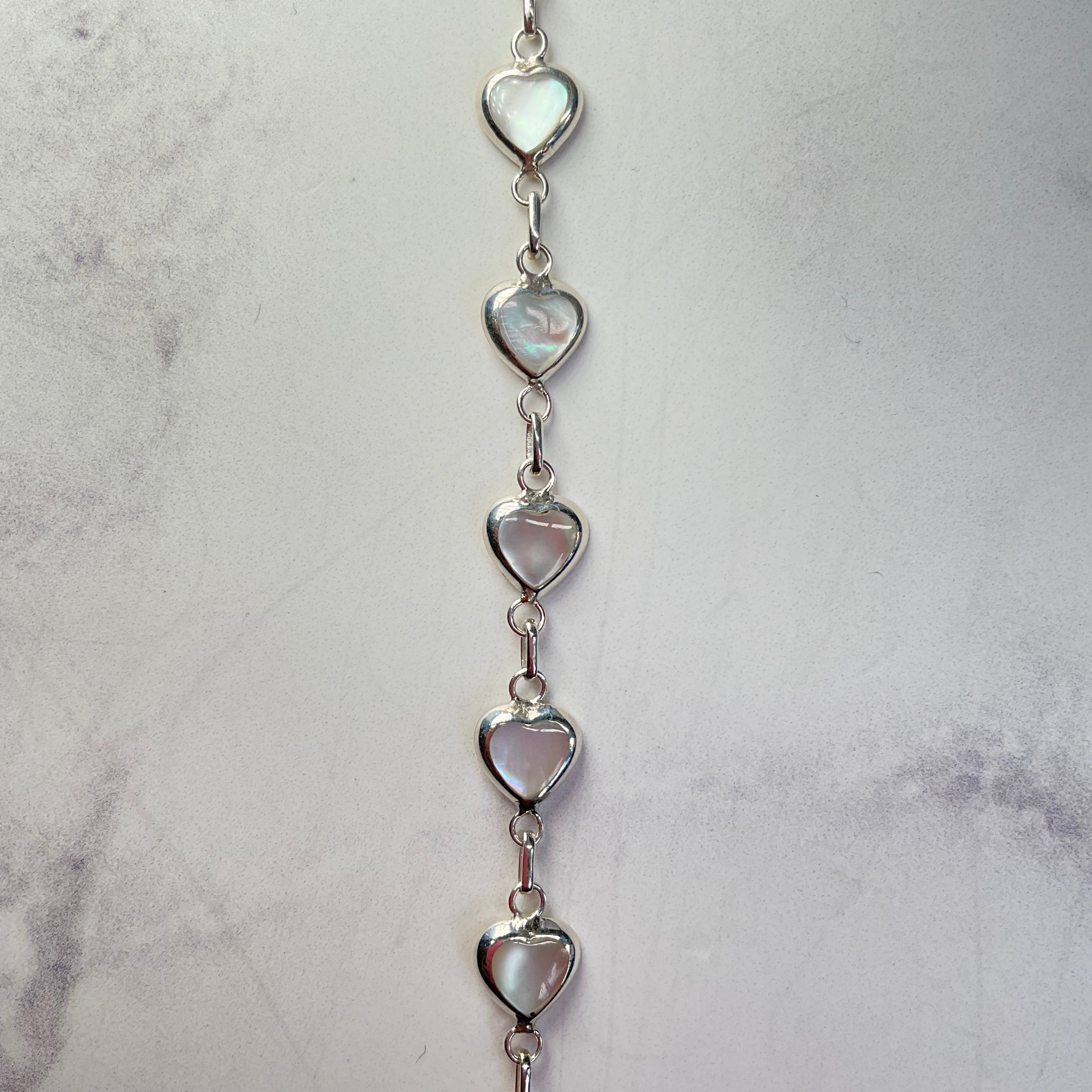 Pulsera Corazones de Concha Natural